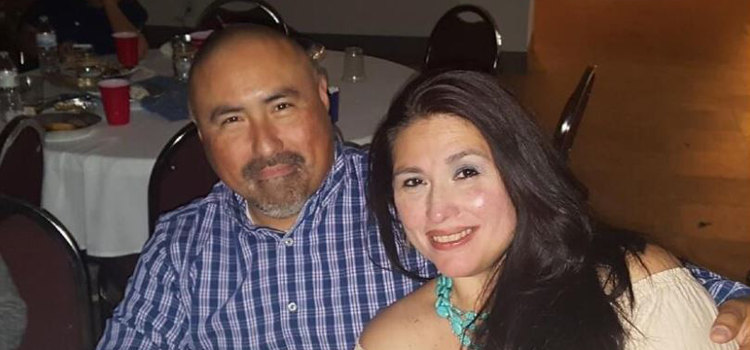 De un ataque al corazón, muere esposo de maestra asesinada en tiroteo en escuela de Texas